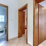 Guest house Nino With Shared Pool Porec